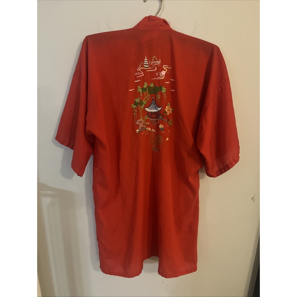 VINTAGE RED EMBROIDERED Robe Short‎ Sleeves Made In Shanghai China BRAND: HEALTH